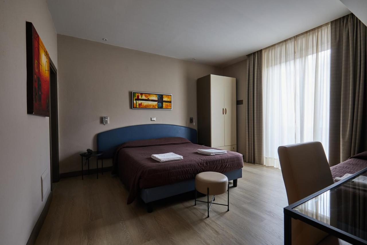 Montebello Hotel 3*