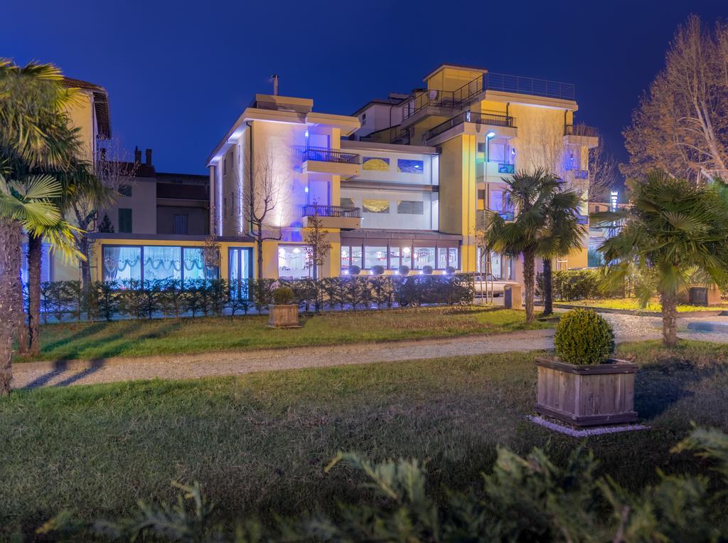 Hotel Montebello 3*